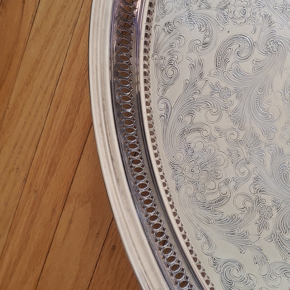 Vintage Kent silversmiths oval serving tray - Picture 11 of 16